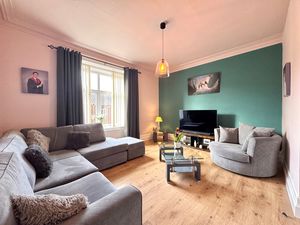 Photo 19- click for photo gallery